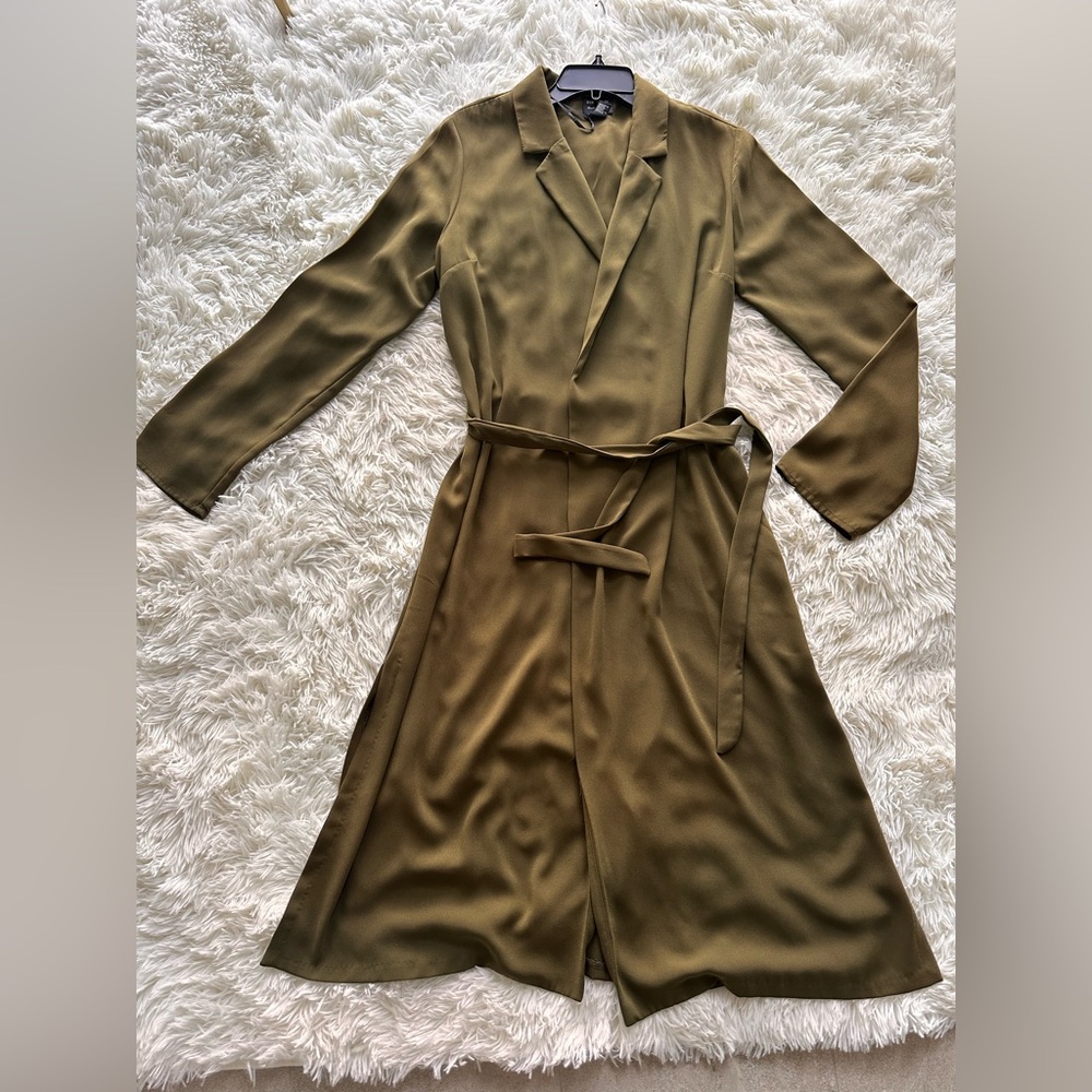 Forever 21 Olive Green belted open front belted crepe Trench Coat size L